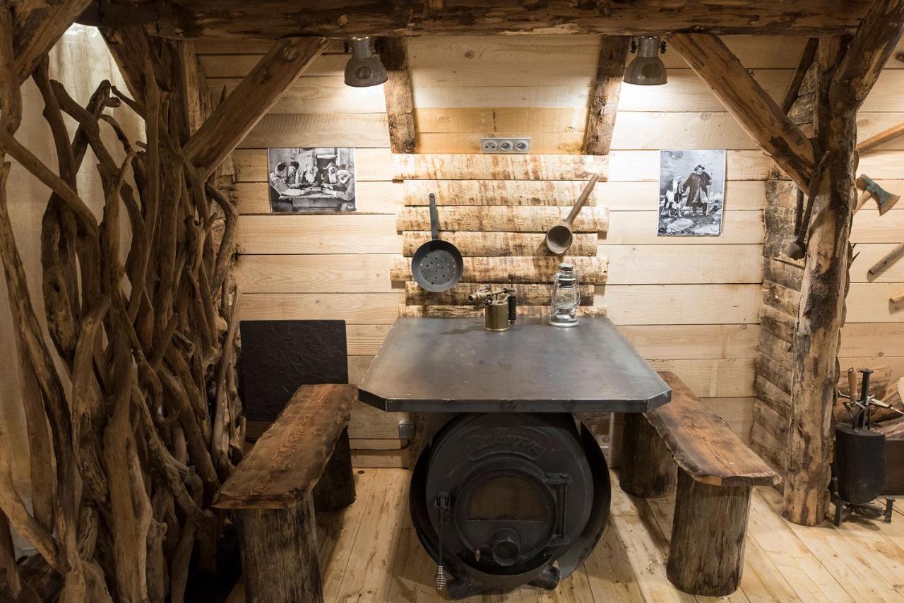 Отель La Mine De Buck Le Biot Экстерьер фото