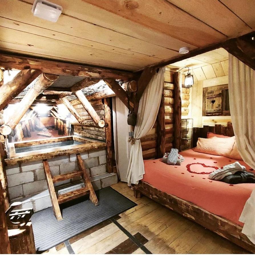 Отель La Mine De Buck Le Biot Экстерьер фото